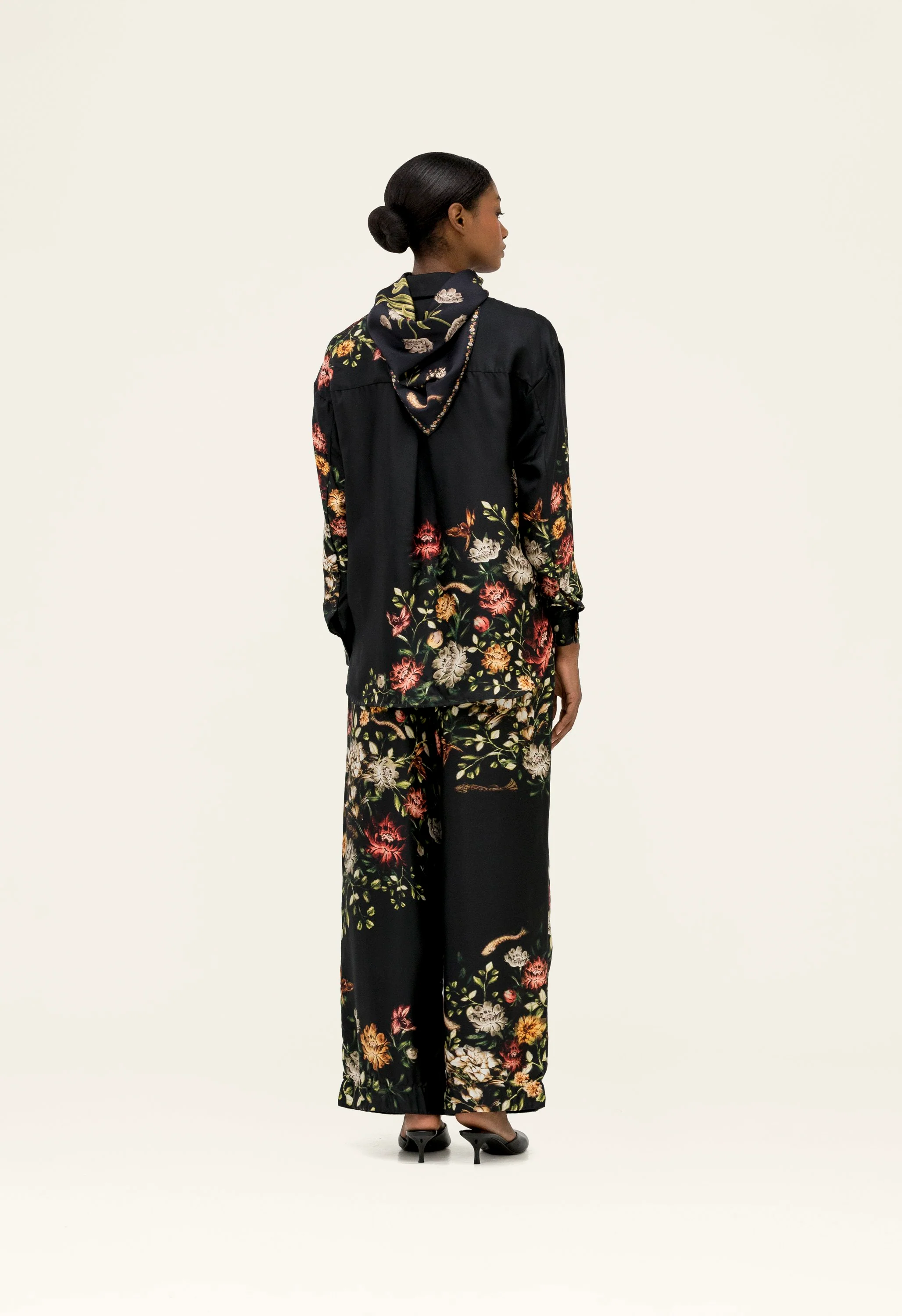 Tota Paramo Trousers - Image 4